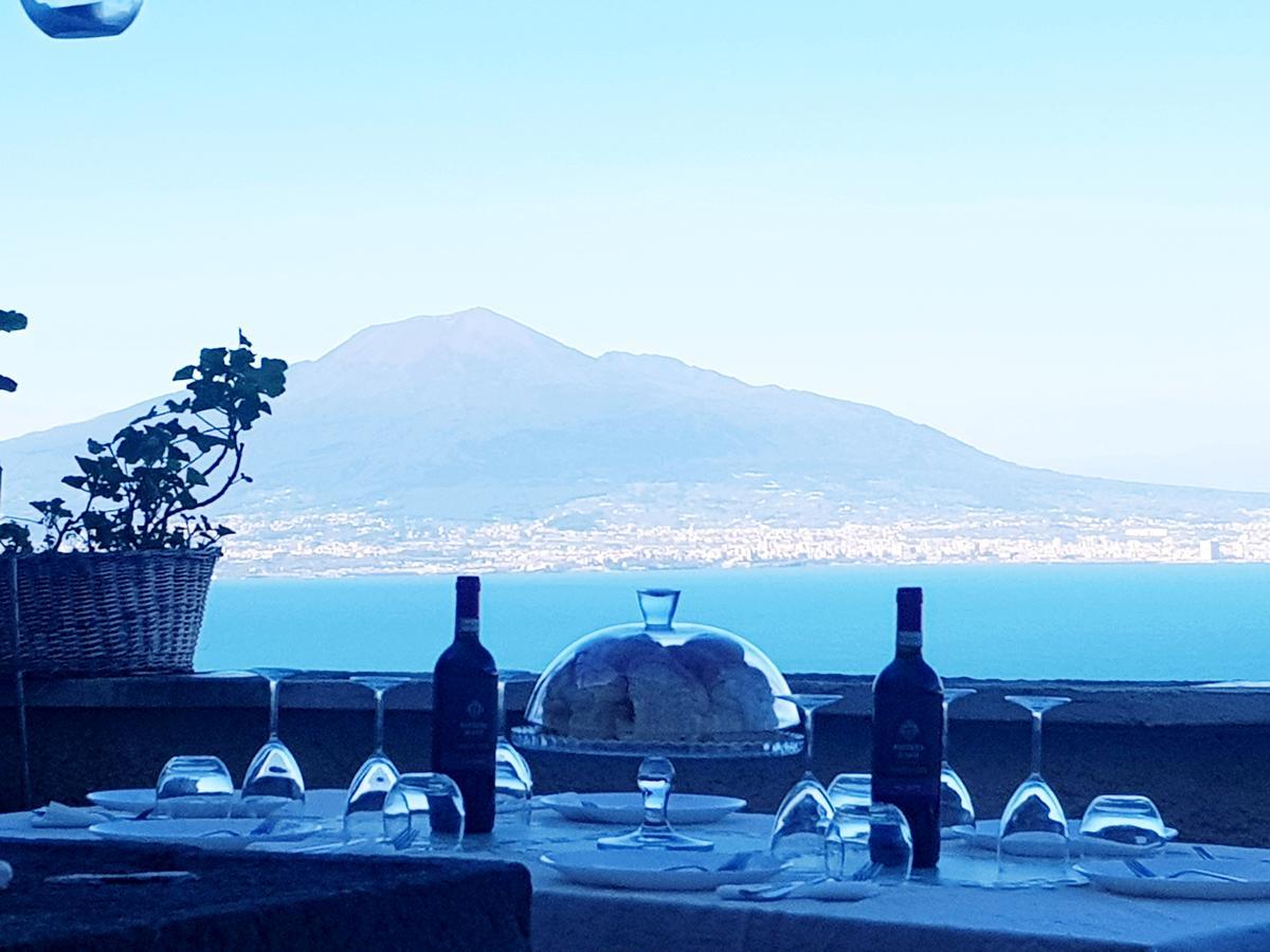 Ferienwohnung Dimora Del Conte Sorrento Coast Seaview Vico Equense Exterior foto