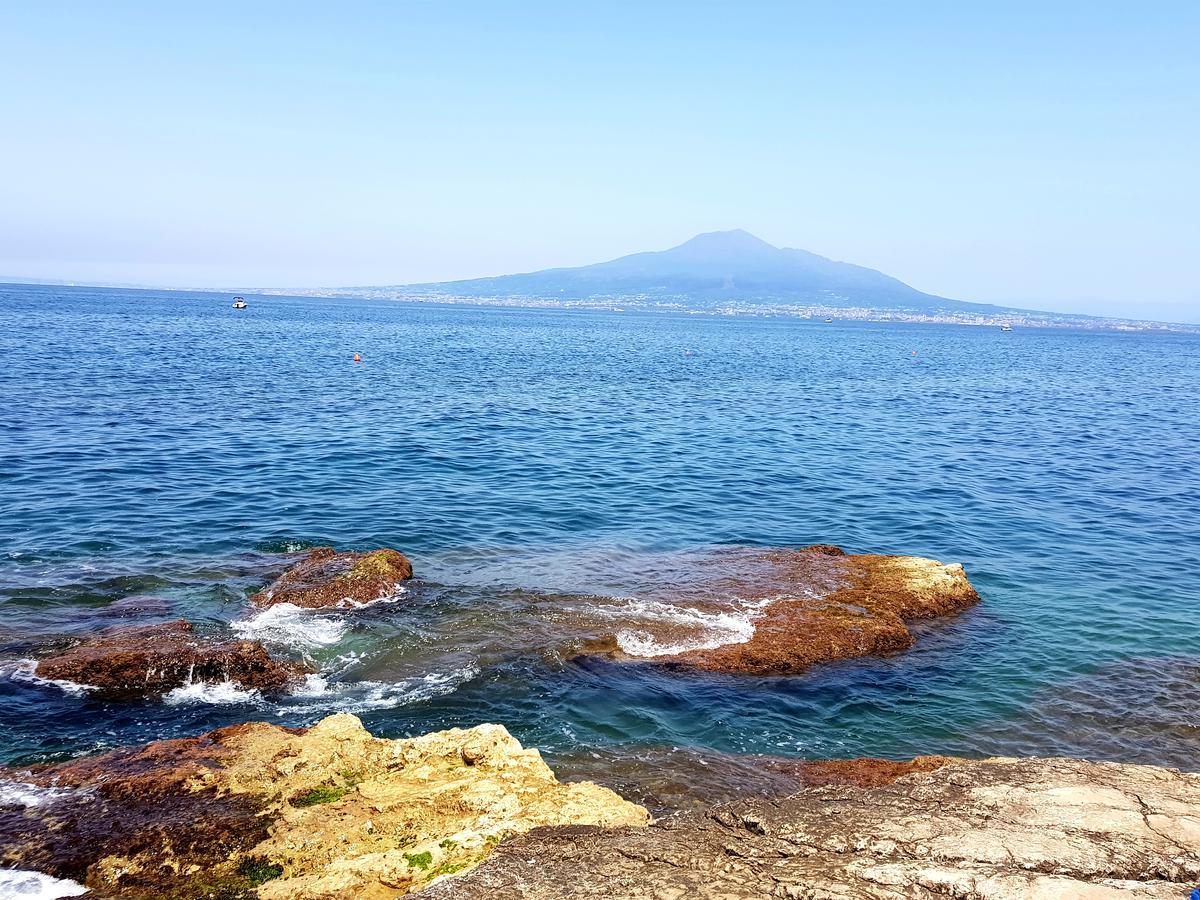 Ferienwohnung Dimora Del Conte Sorrento Coast Seaview Vico Equense Exterior foto